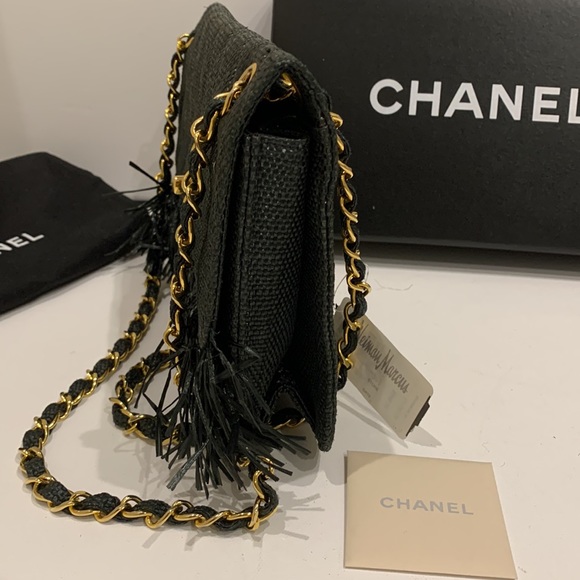 CHANEL 🖤 RARE Vintage Raffia Hemp Straw Quilted Flap Fringe Raw Edge Real Gold - Picture 15 of 16